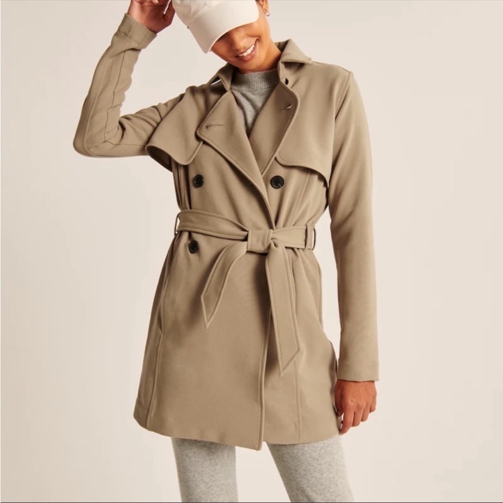 Abercrombie & Fitch women’s Drapey Trench Coat